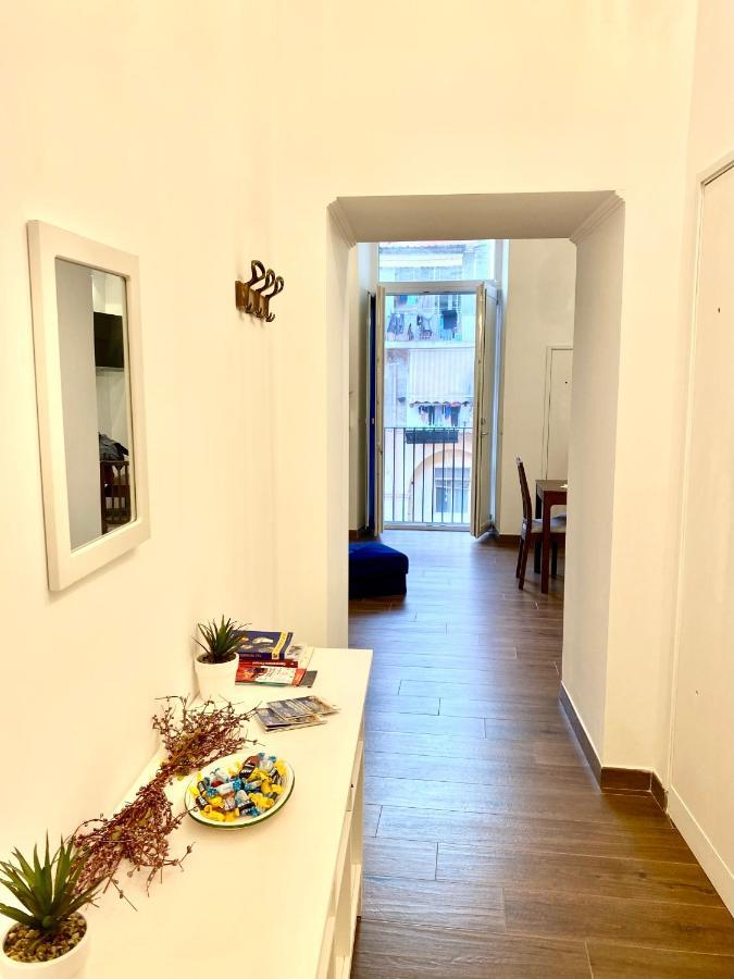ナポリSilvi'S Houseアパートメント エクステリア 写真
